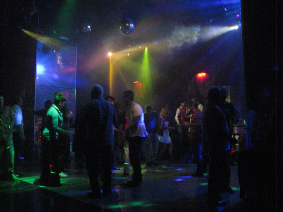 Disco Hotel Royal Dragon
