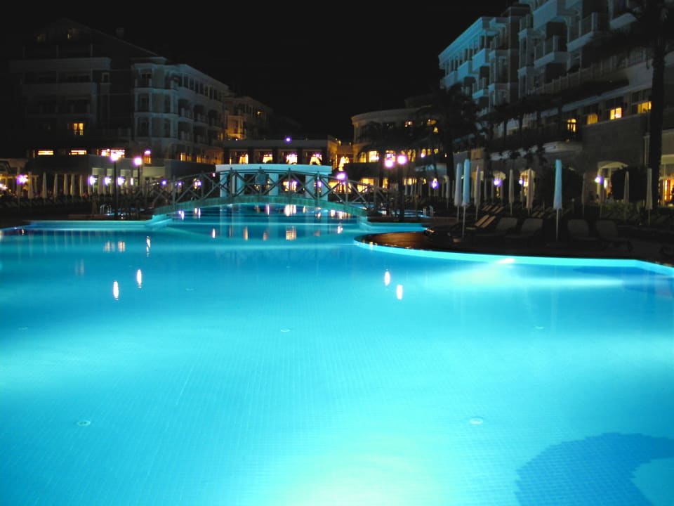 Nachts Trendy Aspendos Beach Hotel