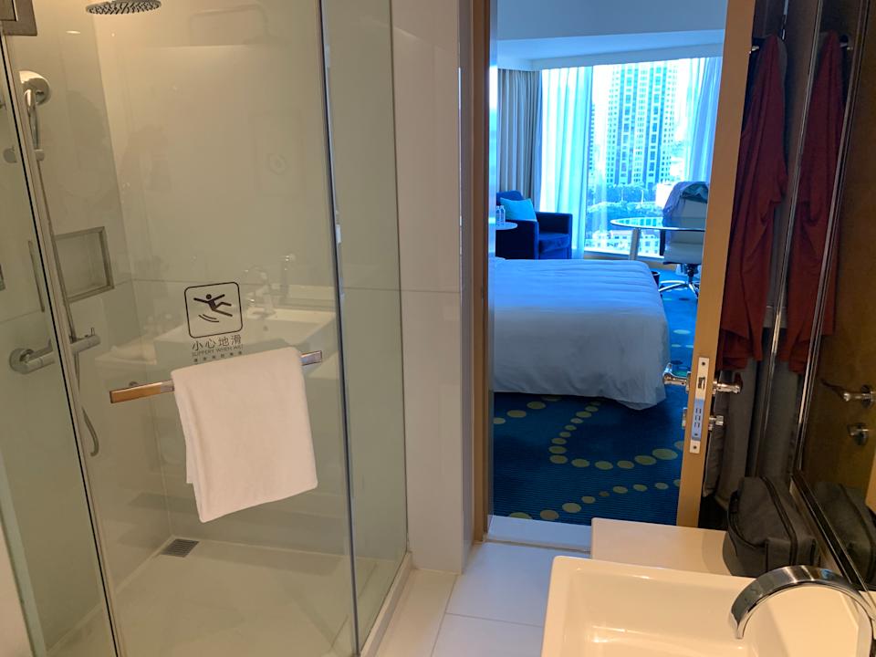 Zimmer Renaissance Shanghai Yu Garden Hotel