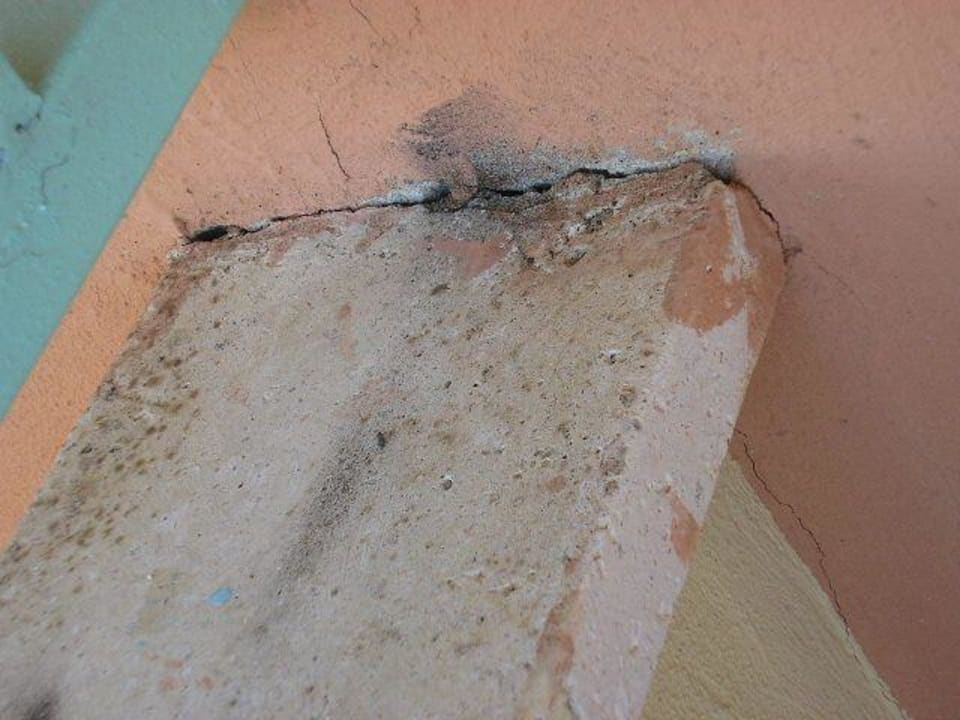 Die Sicherheit am Balkongeländer Dream Family Club