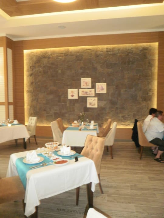 Allacard  The Lumos Deluxe Resort Hotel