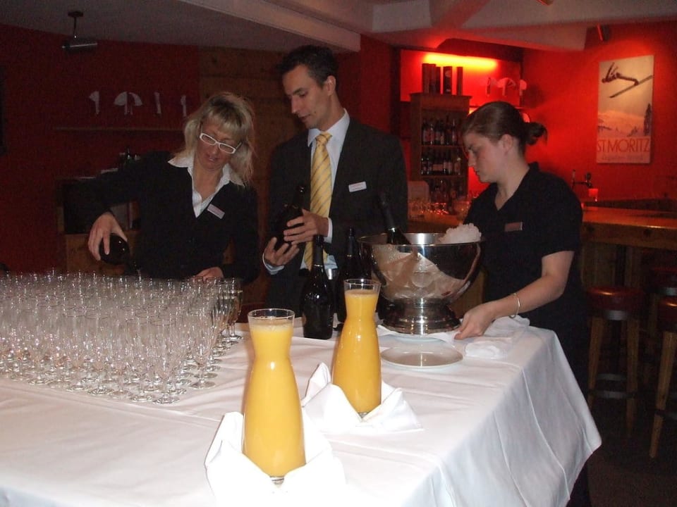 Begrüßungscocktail im Laudinella Hotel Laudinella