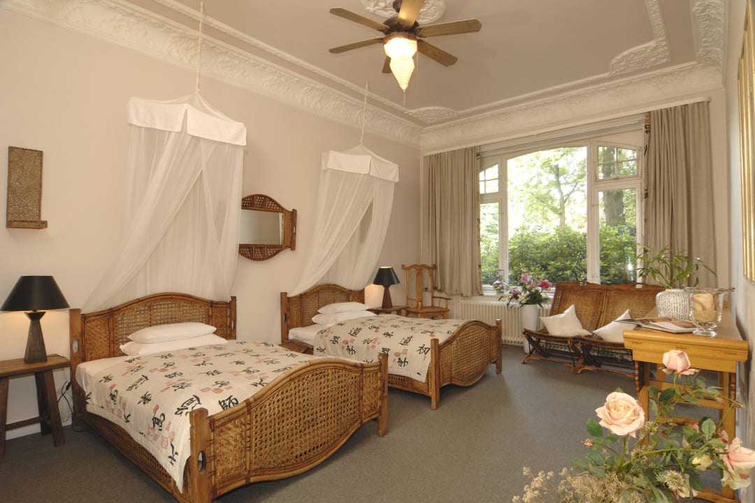 Zweibett Doppelzimmer Hotel Miramar