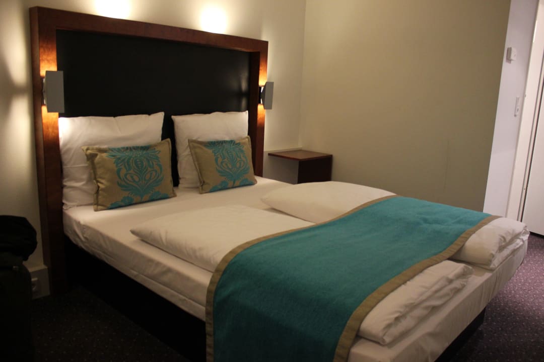 The bed Motel One Nürnberg-City