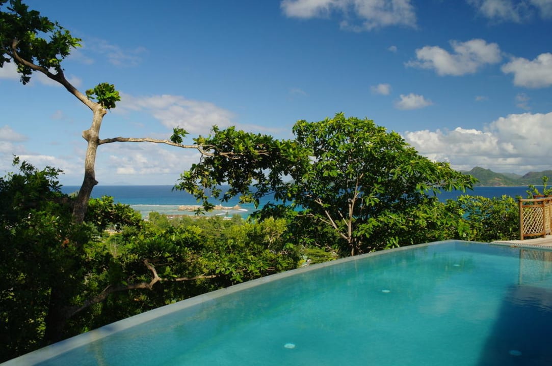 Außenpool der Präsidenten Villa Le Domaine de l'Orangeraie