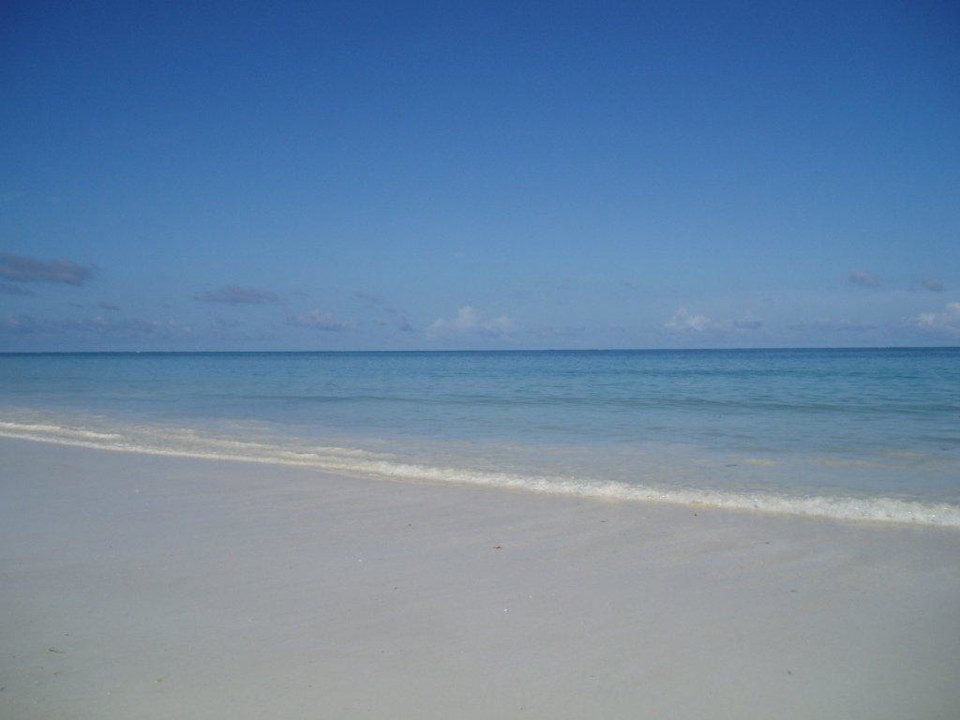 Traumstrand Hotel Karibuni Rafiki Beach Resort