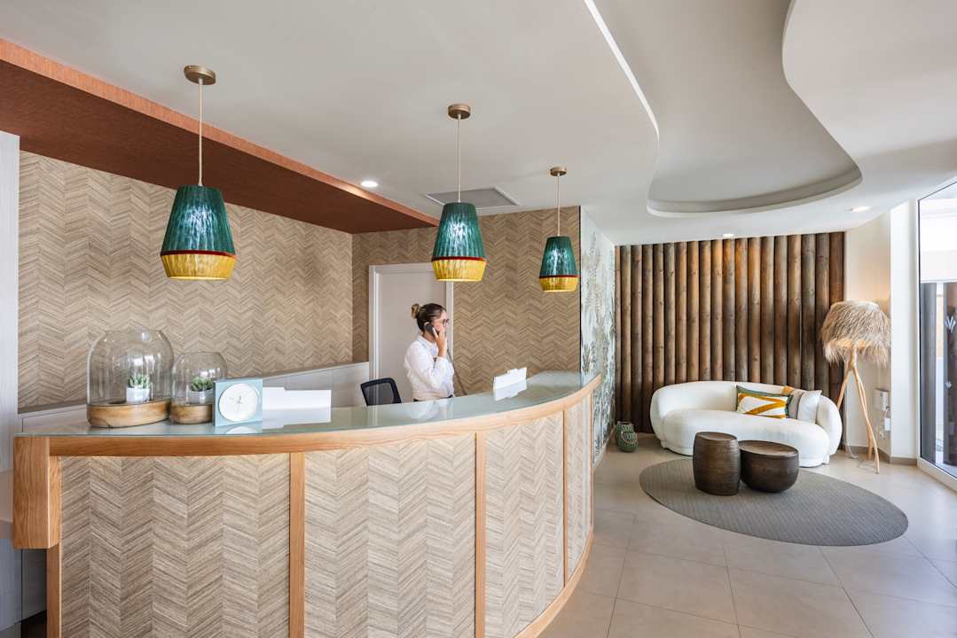 Lobby Hotel LIVVO Anamar Suites