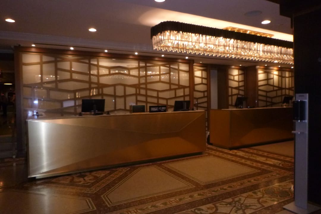 Lobby Martinique New York on Broadway, Curio Collection by Hilton