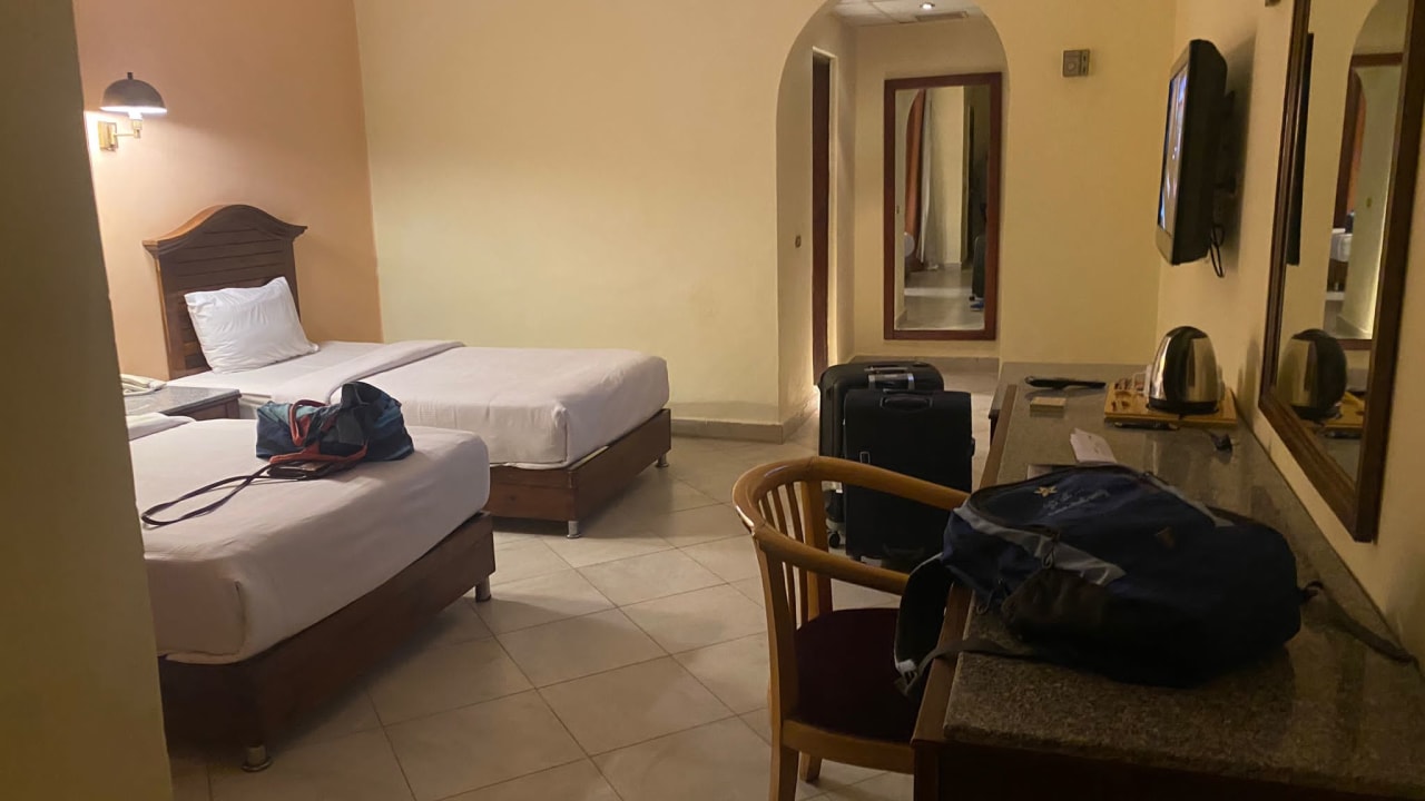 Zimmer Aladdin Beach Resort