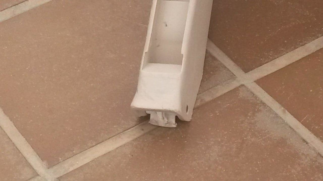 Rollen bereits nicht mehr vorhanden,Frechheit! Hotel Riu Oliva Beach - Hotel