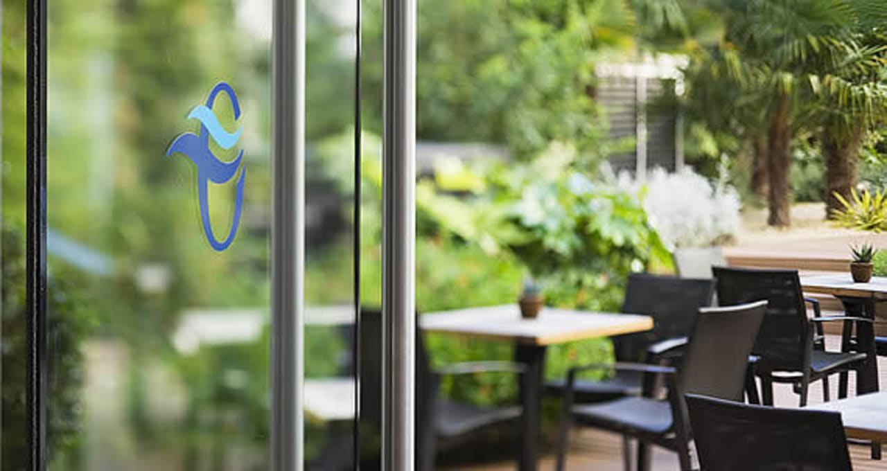 Jardin Hotel Oceania Paris Porte de Versailles