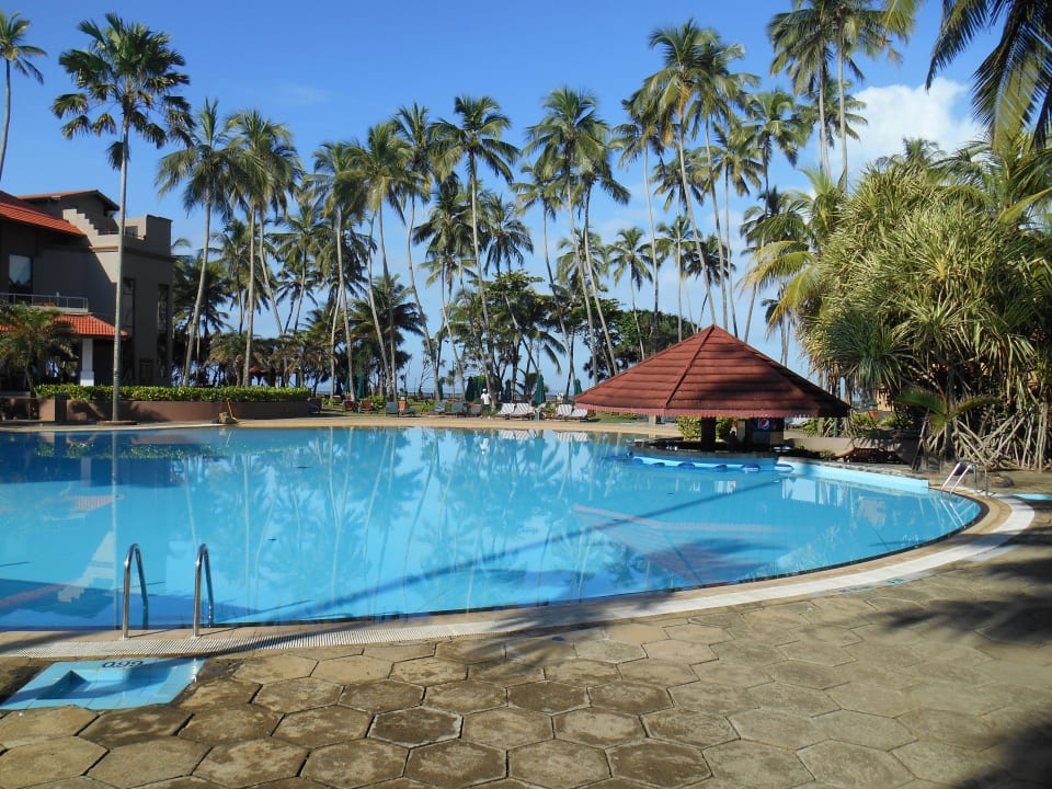 Pool Royal Palms Beach Hotel