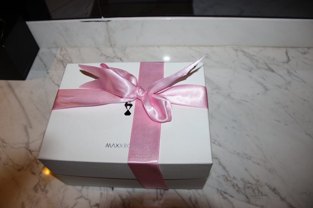 Badezimmer Acessoirs schön verpackt Maxx Royal Kemer Resort