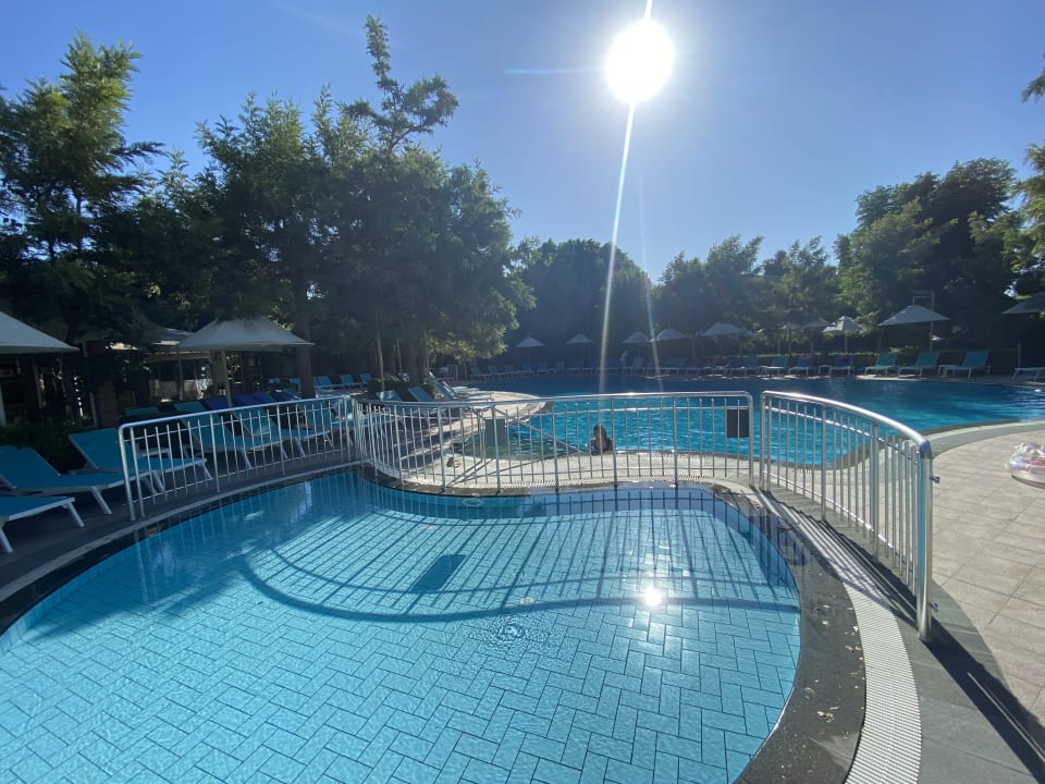 Pool Can Garden Beach