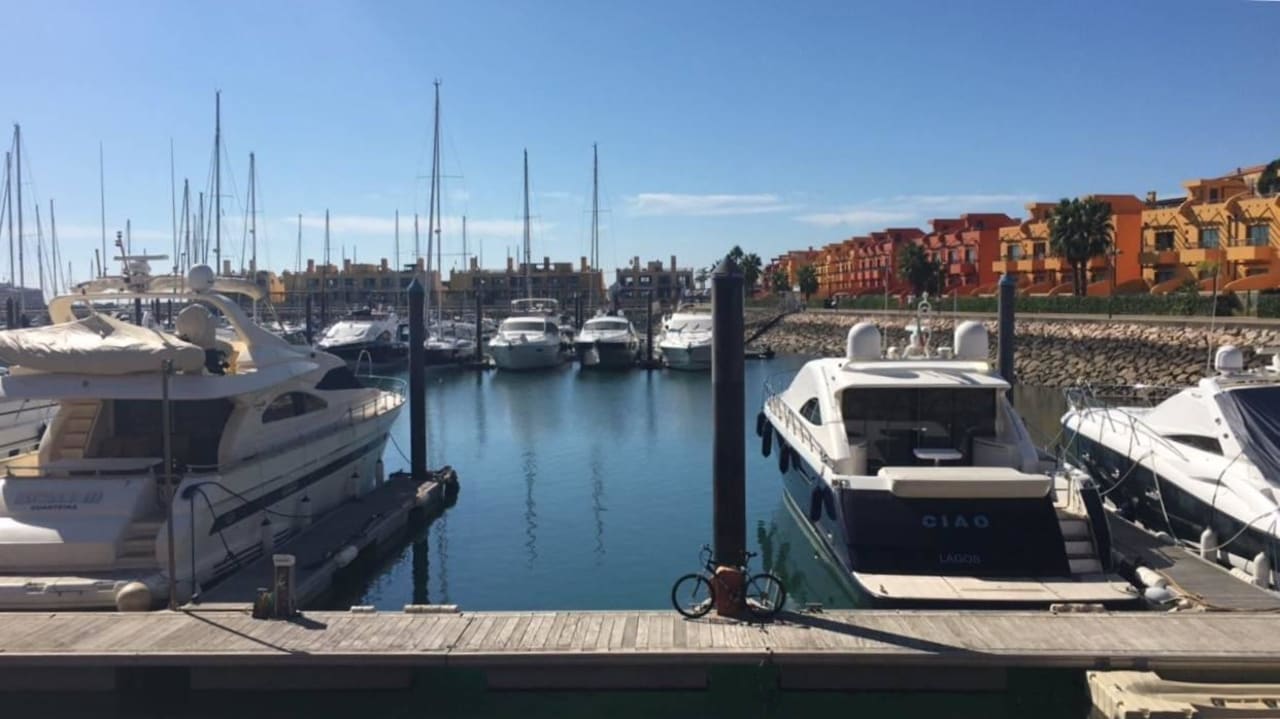 Hafen NH Marina Portimão Resort