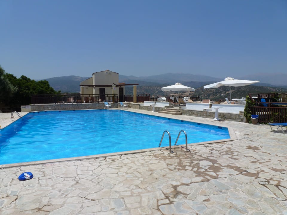 Proste Elpida Village