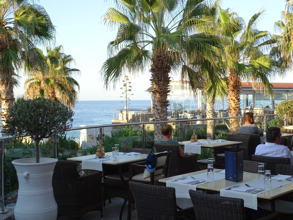 Restaurant Ikaros Beach Luxury Resort & Spa - Adults Only