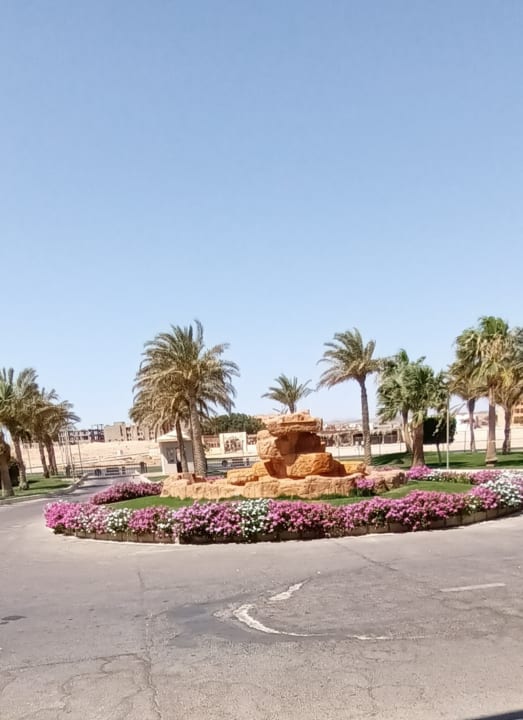 Garten Three Corners Sea Beach Resort