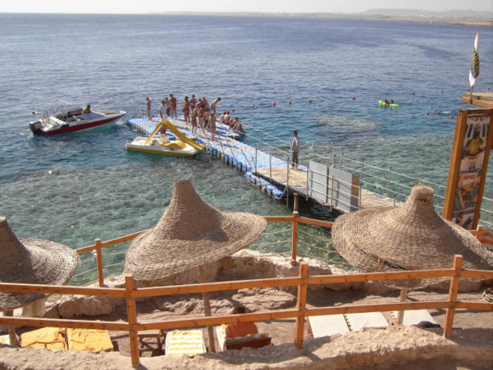 Blick auf den Steg Sharm Plaza