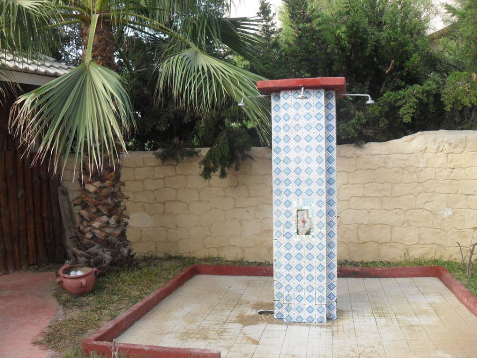 Stranddusche Hotel Nesrine