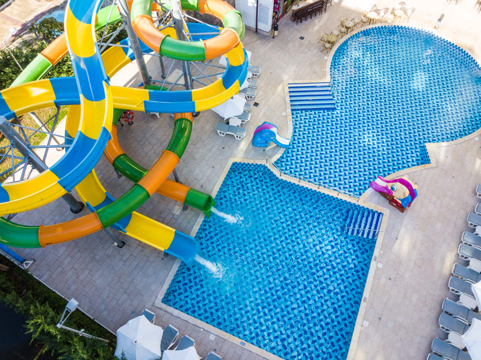 Pool Best Western PLUS Premium Inn