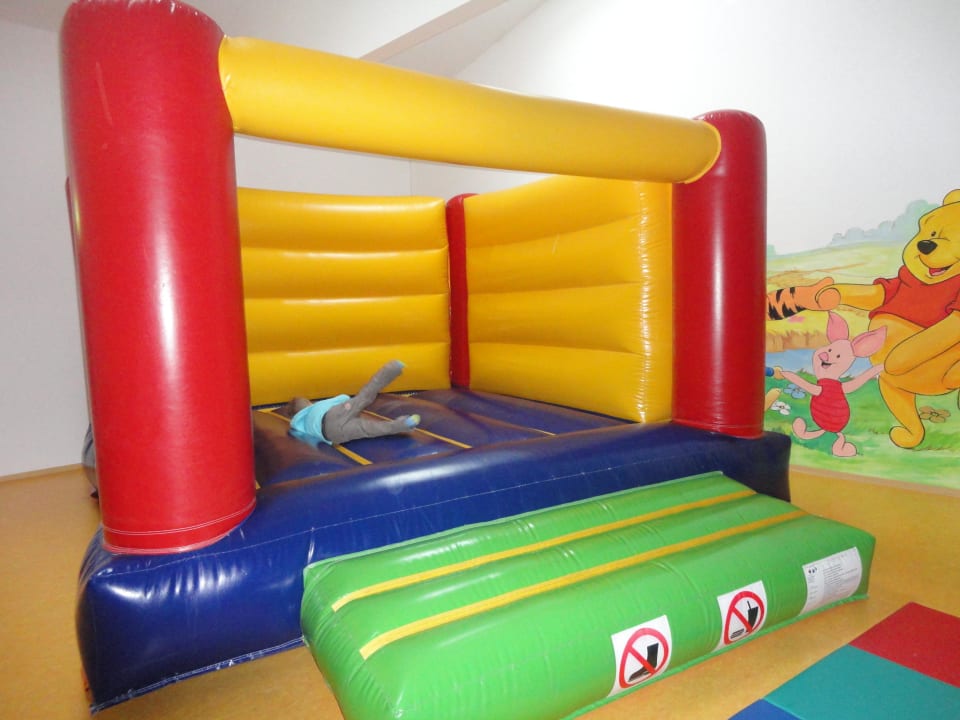 Spielzimmer Kinderhotel Felben