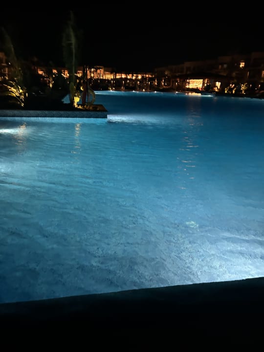 Pool Steigenberger Resort Ras Soma