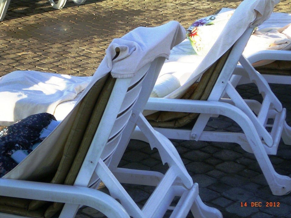 Reservierte liegen, vor dem Frühstück, natürlich m Hotel Riu Gran Canaria