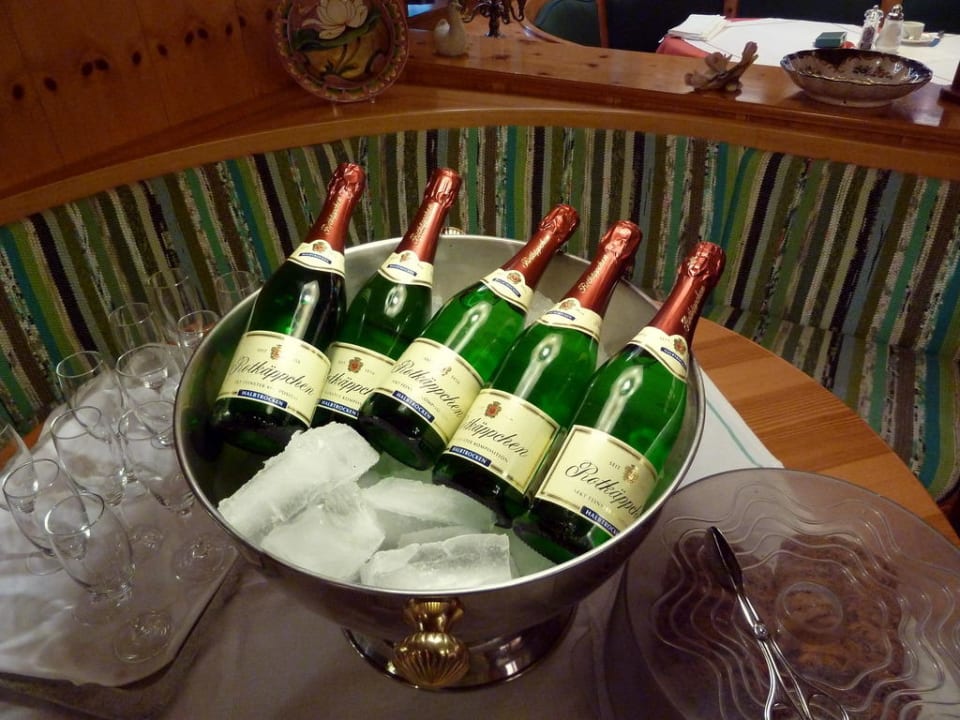 Sektfrühstück Kneipp- und WellVitalhotel Edelweiss