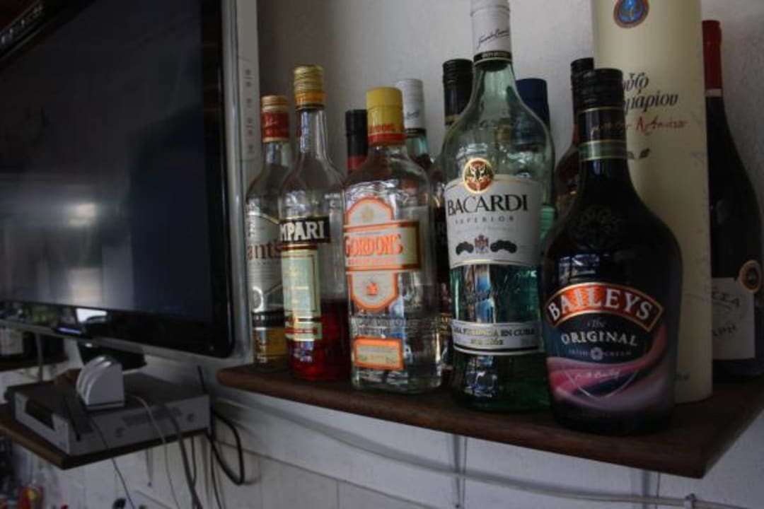 Gastro Villa Askamnia and Suites