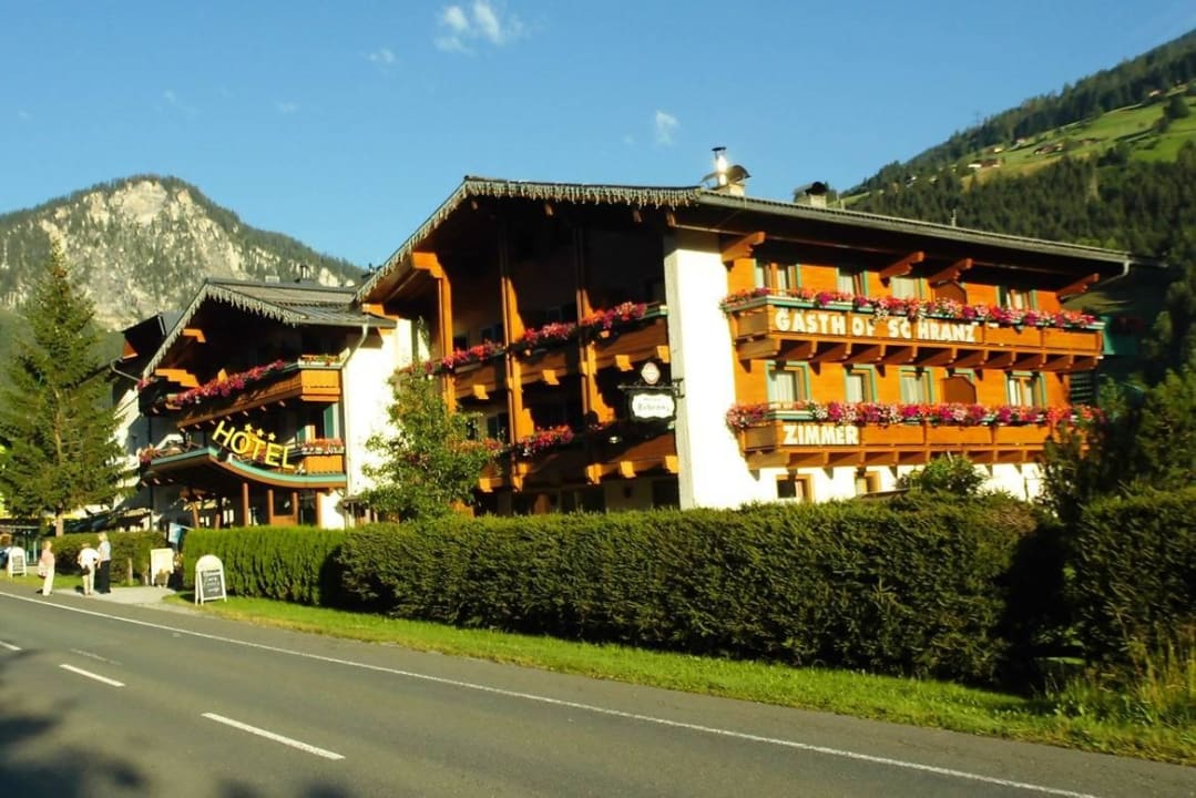 Familiengasthof Schranz - direkt an der Strasse. Familiengasthof Schranz