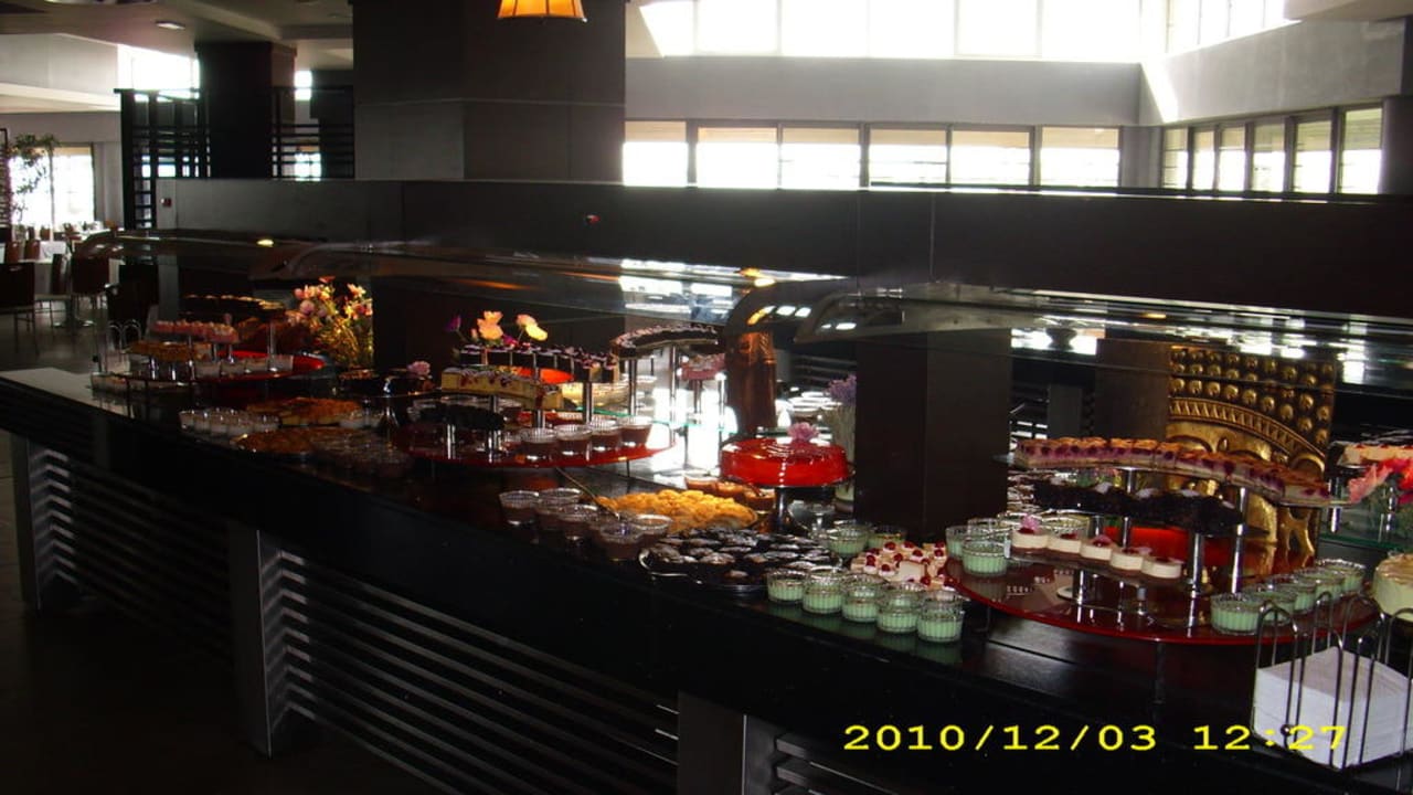 Zehn Limak Lara Deluxe Hotel & Resort