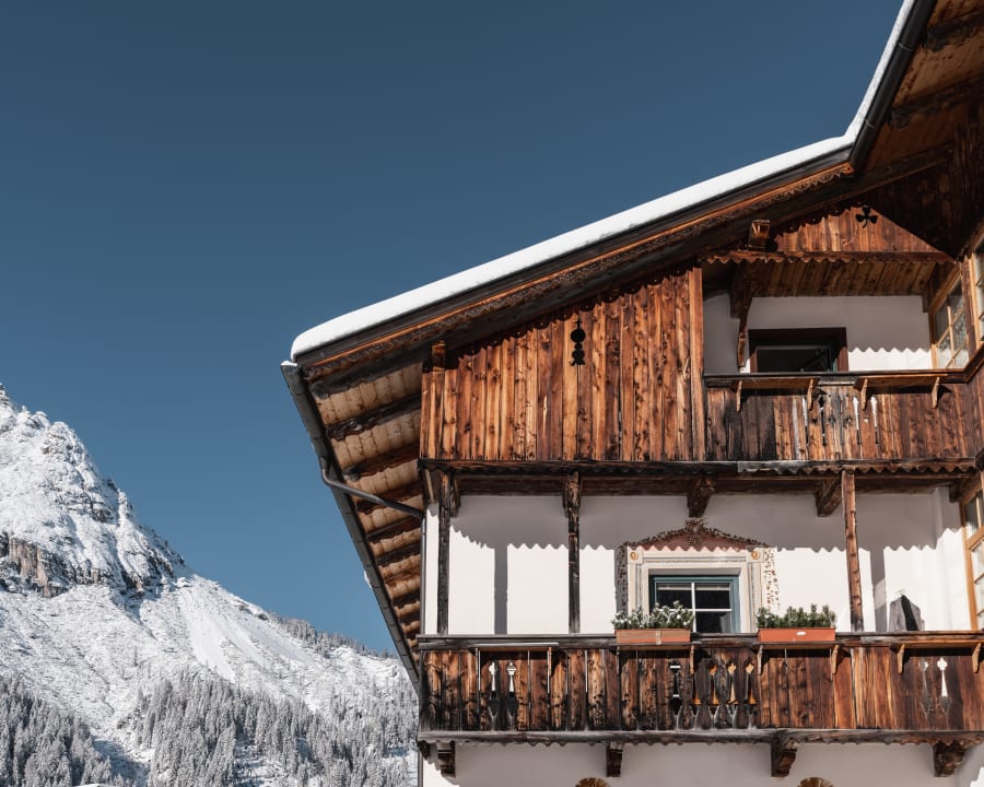 Außenansicht Hotel Dolomitenhof & Chalet Alte Post