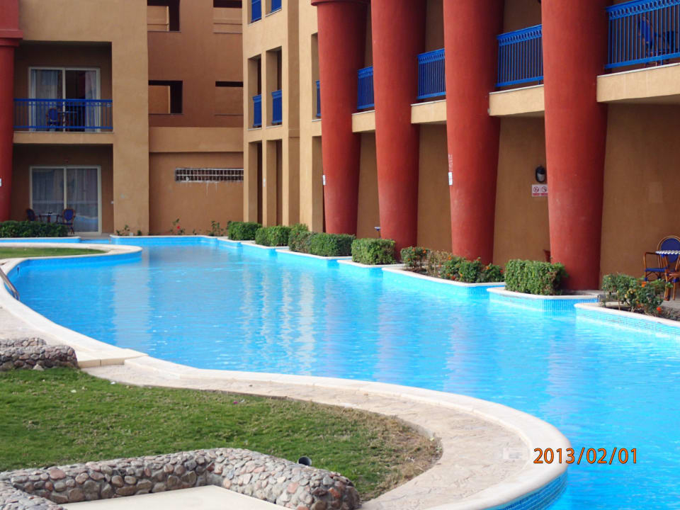 Basen przy pokoju  Hotel Titanic Palace