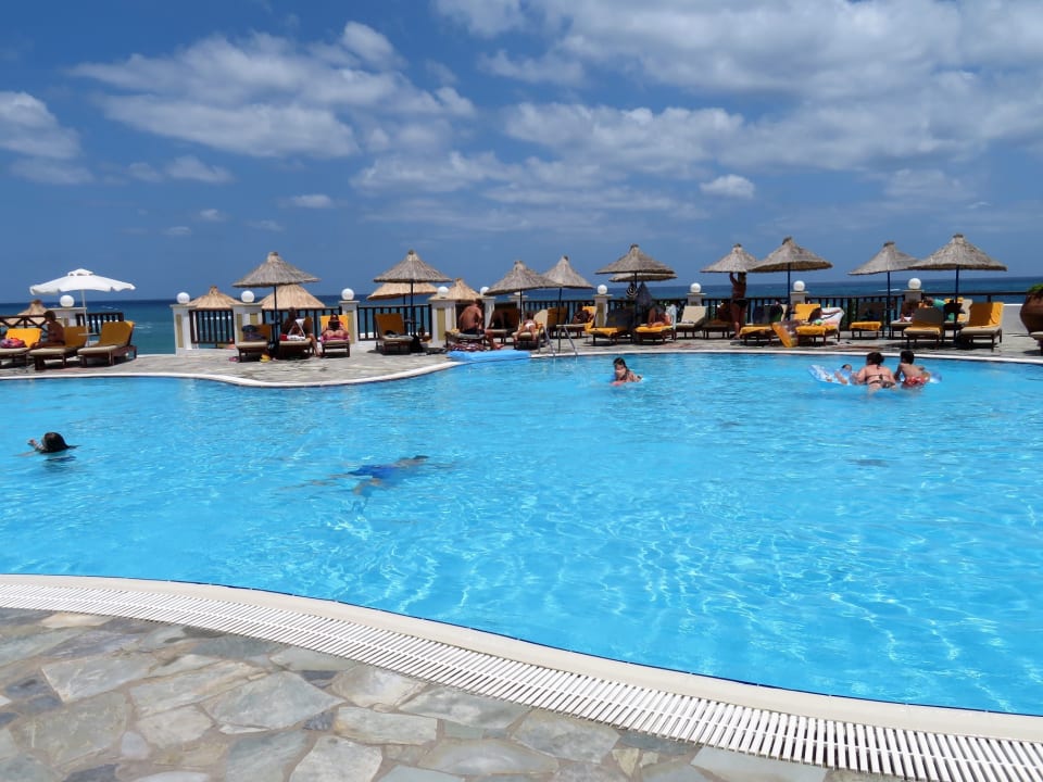 Pool Alexander Beach Hotel & Village Resort