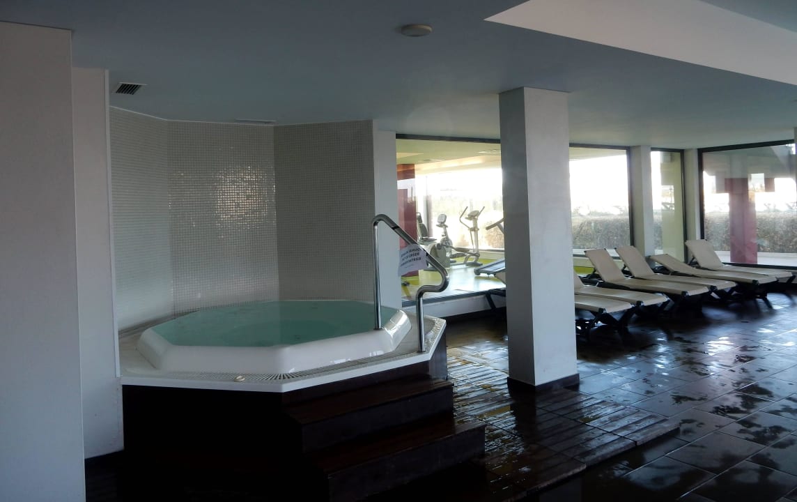 Whirlpool Água Hotels Riverside