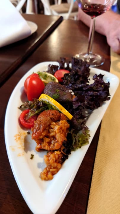 Gastro Iz Flower Side Beach Hotel