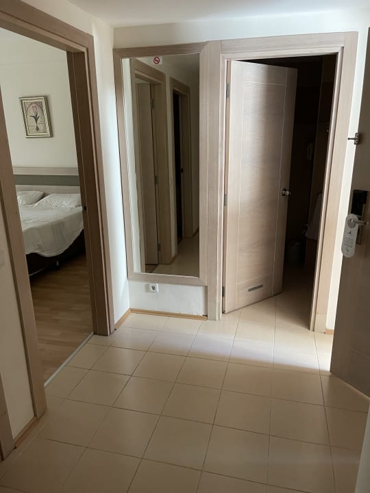 Zimmer Side Breeze Hotel