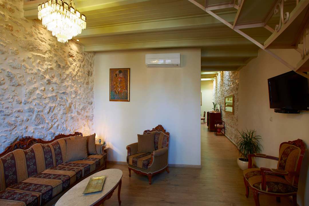 Agora suite living room Casa Maistra Residence