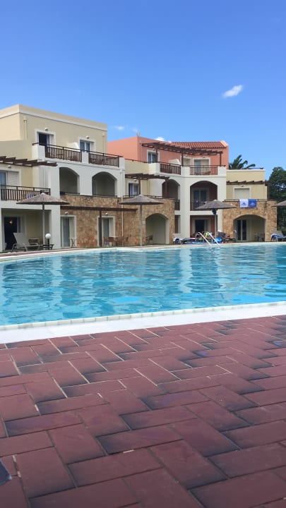 Pool Pilot Beach Resort
