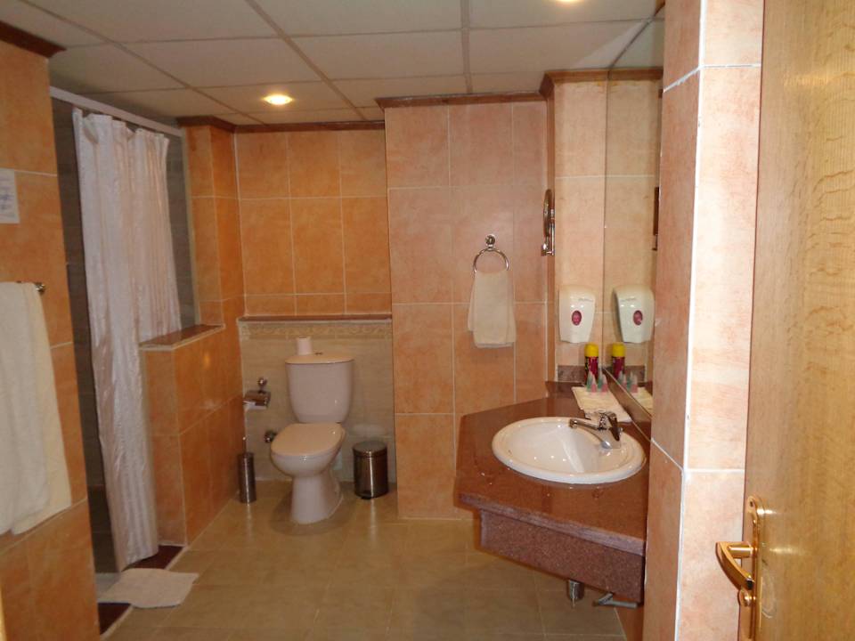 - Beach Albatros Resort