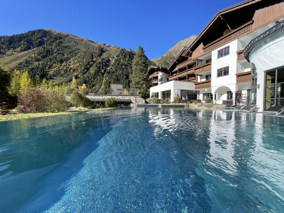 Pool Verwöhnhotel Wildspitze