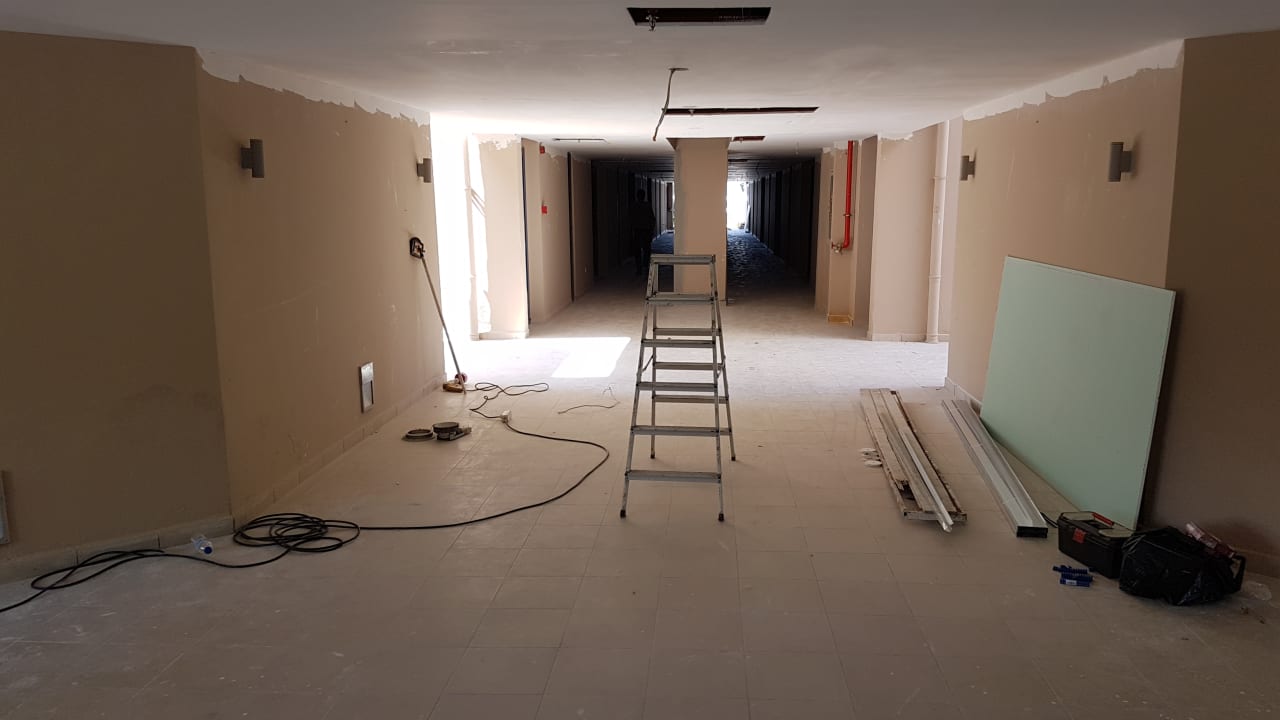 Renovierung der Flure. Zimmer waren belegt. Labranda Alantur Resort