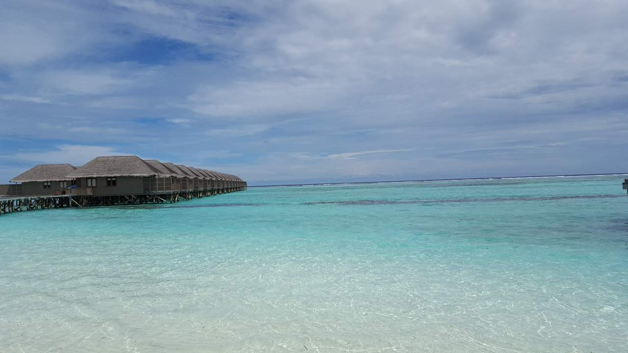 Strand Meeru Maldives Resort Island