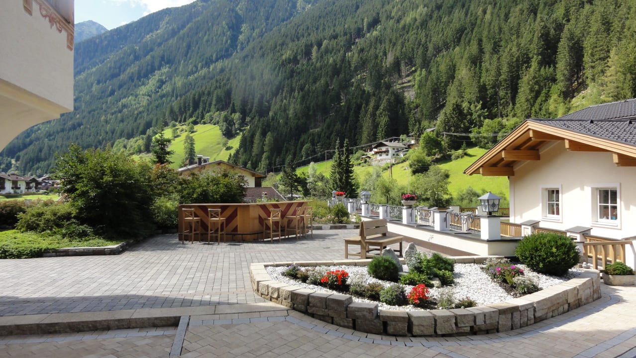 Außen-Bar Vitalhotel Edelweiss