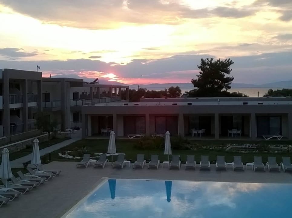 Abendstimmung von der Bar aus Alea Hotel & Suites