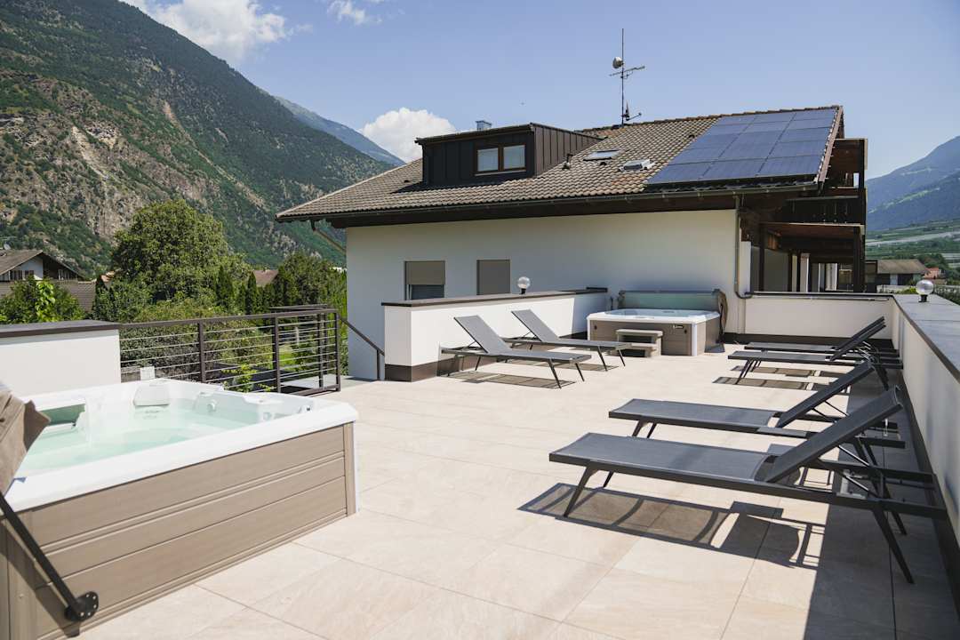 Pool Residence Montani