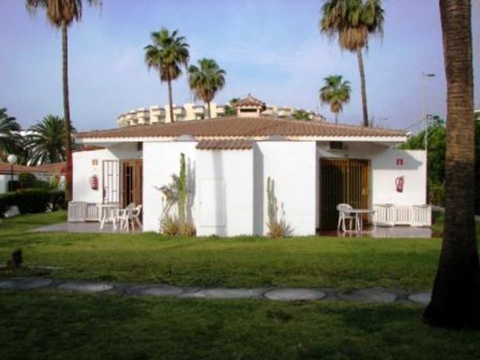 Bungalow HL Miraflor Suites Hotel