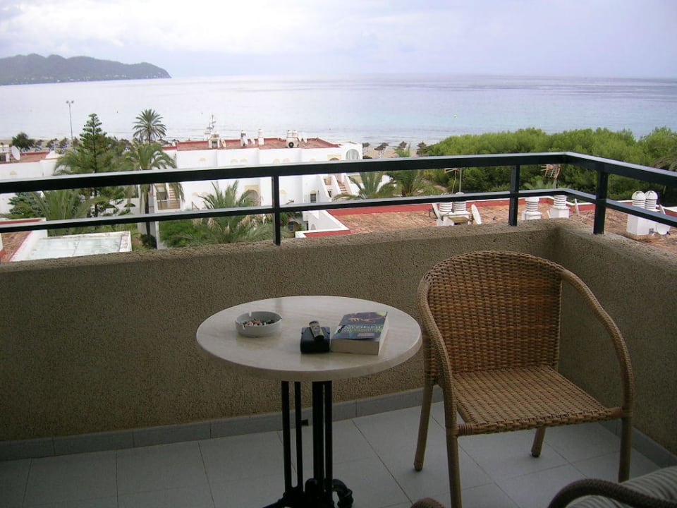 Meerblick von der  4. Etage Hipotels Bahia Grande