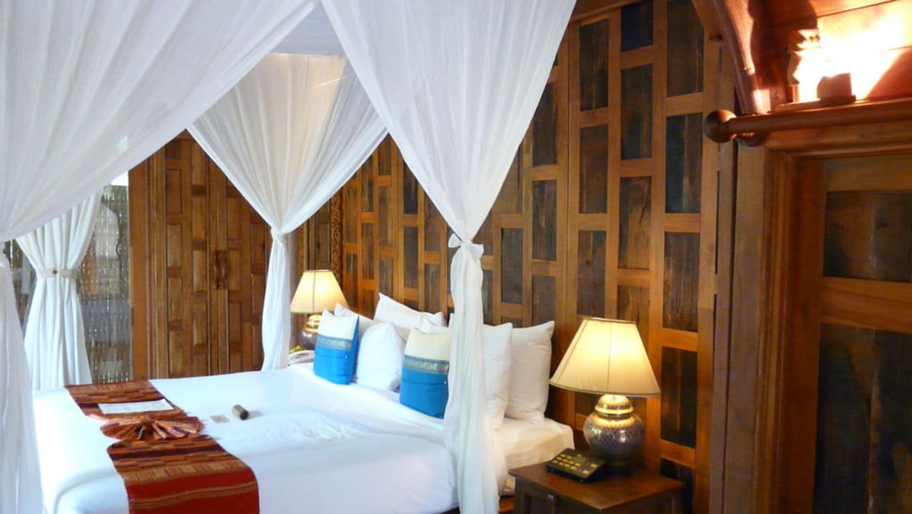 Bett Santhiya Koh Phangan Resort & Spa